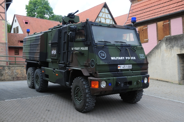 http://www.warwheels.net/images/Duro3pMilitaryPoliceBundeswehr%20%281%29.jpg